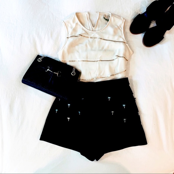 Micheal Kors, Pure Silk, Sleeveless Ruffle Blouse, US XS - freshly dry cleaned - Picture 1 of 11